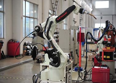 Hệ thống hàn robot cho xe đạp điện / khung xe máy RWS Series Sân hàn robot với 6 trục Kawasaki Robot Arm