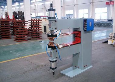Đôi xi lanh Chèo chiếu Máy hàn điểm tự động Wire Mesh 1000mm Arm