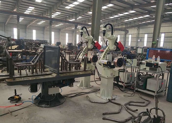 Hệ thống hàn robot cho xe đạp điện / khung xe máy RWS Series Sân hàn robot với 6 trục Kawasaki Robot Arm