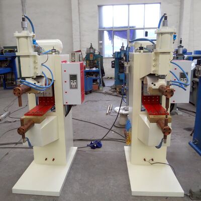 Máy hàn điểm kháng (MFDC) tần số trung bình DNM